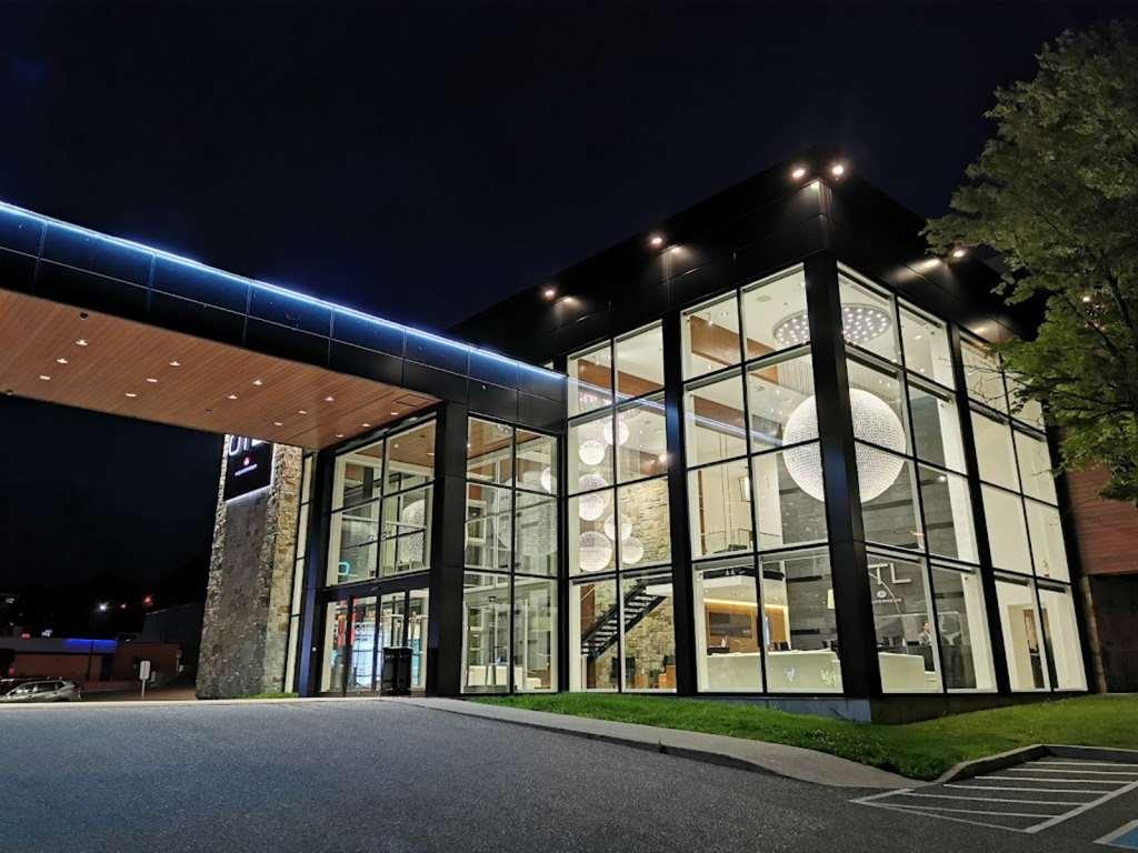 Otl Gouverneur Sherbrooke Exteriér fotografie The main entrance of the hotel